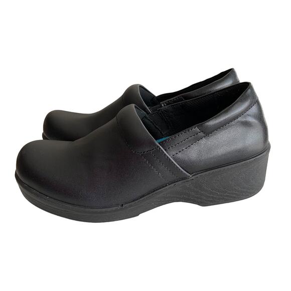 Dr Scholls Work 7.5M Dynamo Slip Resistant Slip On Clogs - Picture 5 of 14